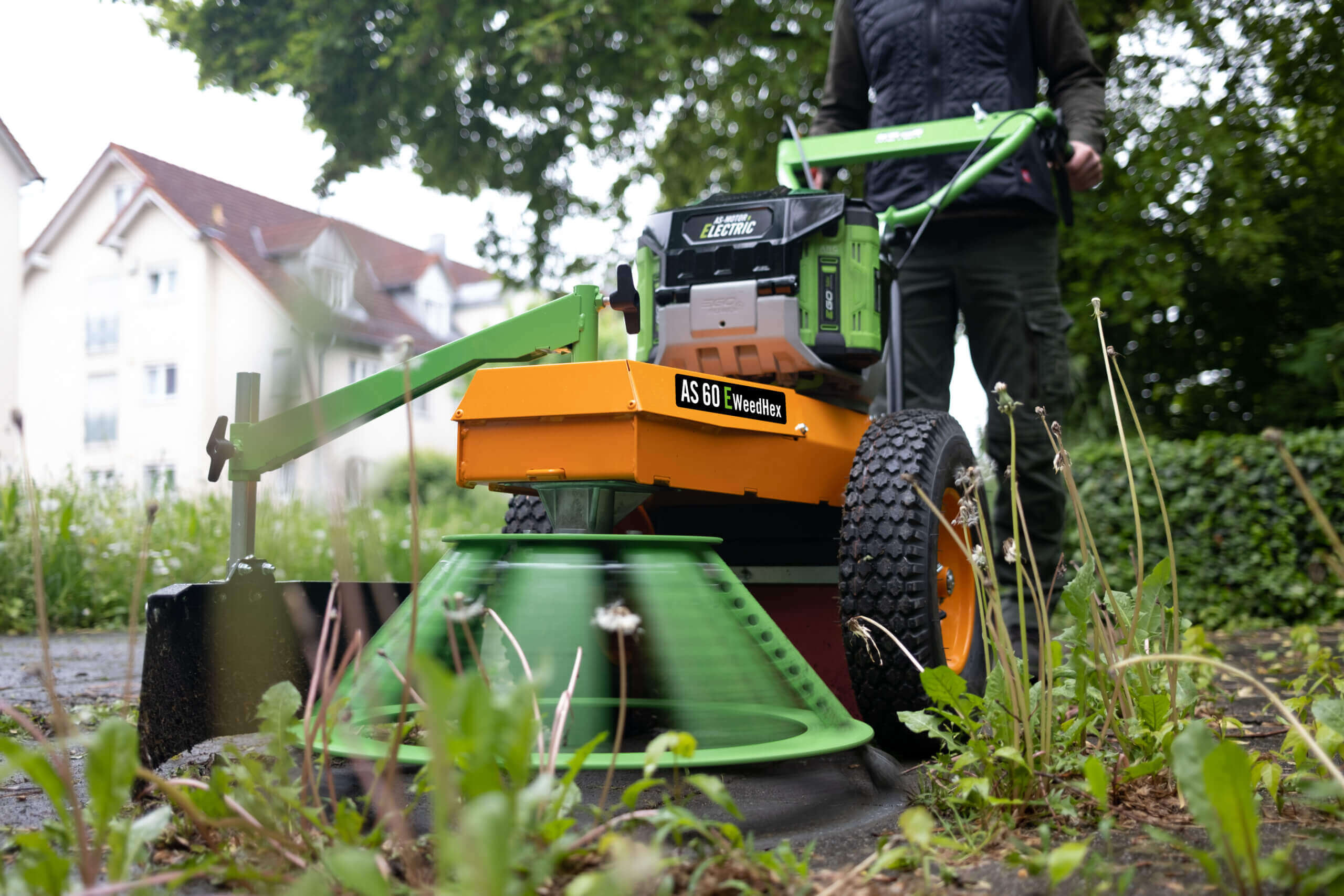 Ariens AS 60E WeedHex